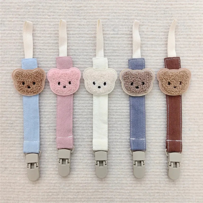 Sujetador de Chupón "TeddyHug": Suave y Seguro