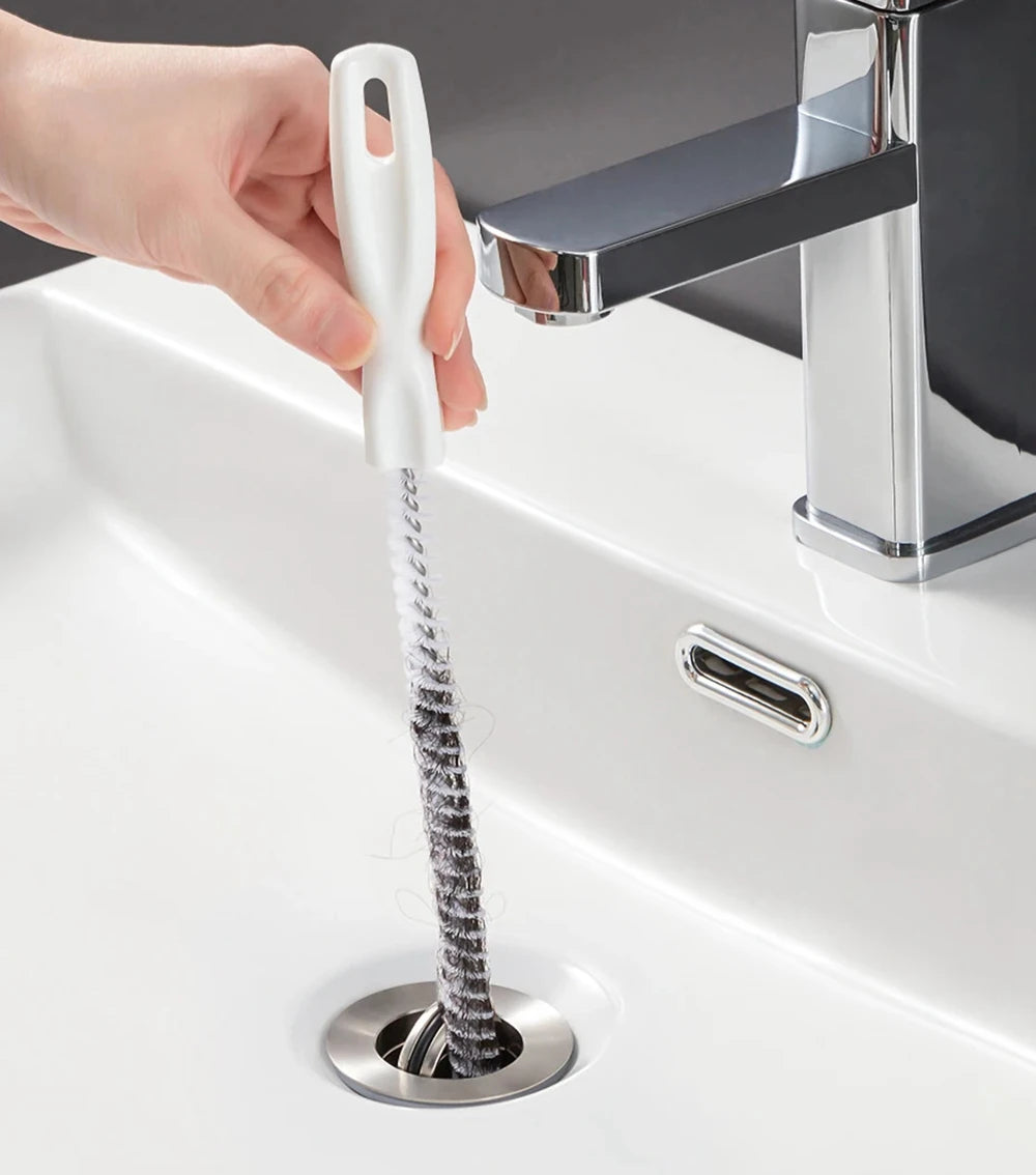 Cepillo Desatascador Flexible: Elimina Pelos y Obstrucciones al Instante.